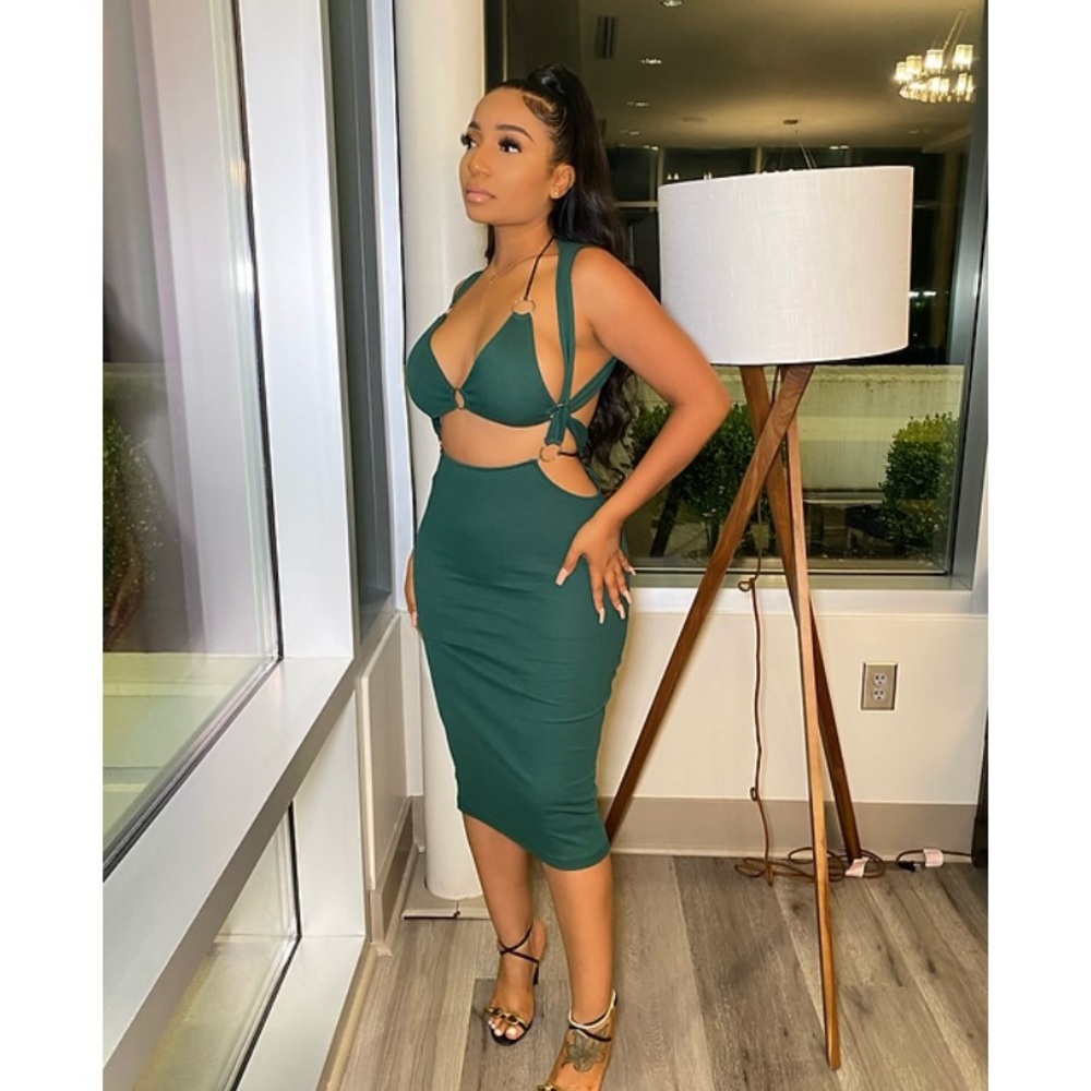 TB green dress